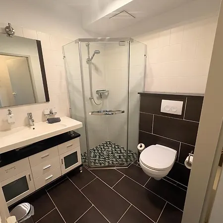 Waldzeit - Ebenerdig - Rodelbahn Und Piste Fusslaeufig شقة