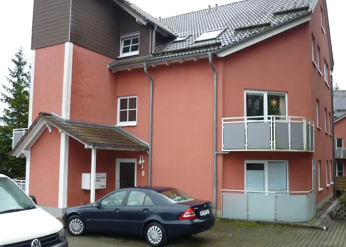 Waldzeit - Ebenerdig - Rodelbahn Und Piste Fusslaeufig